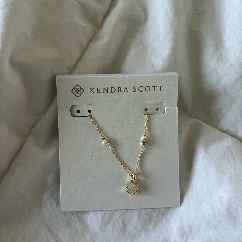 Kendra Scott Neckalce